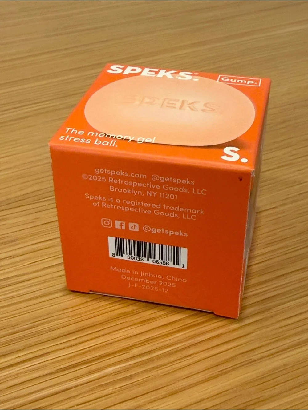 Orange Speks Gump Squishy